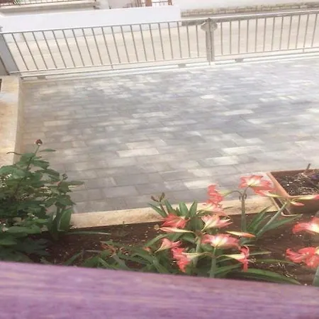 Tanja - Two Bedroom With Terrace Apartman