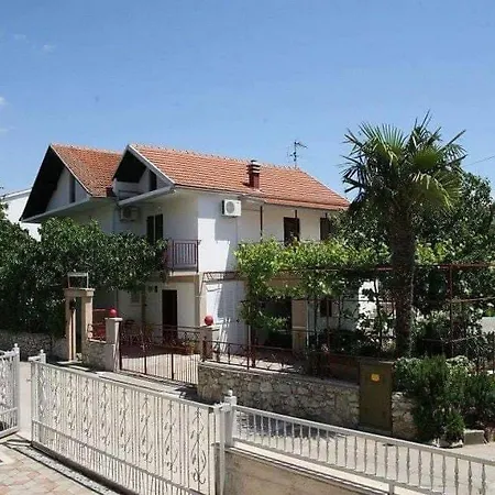 Tanja - Two Bedroom With Terrace *